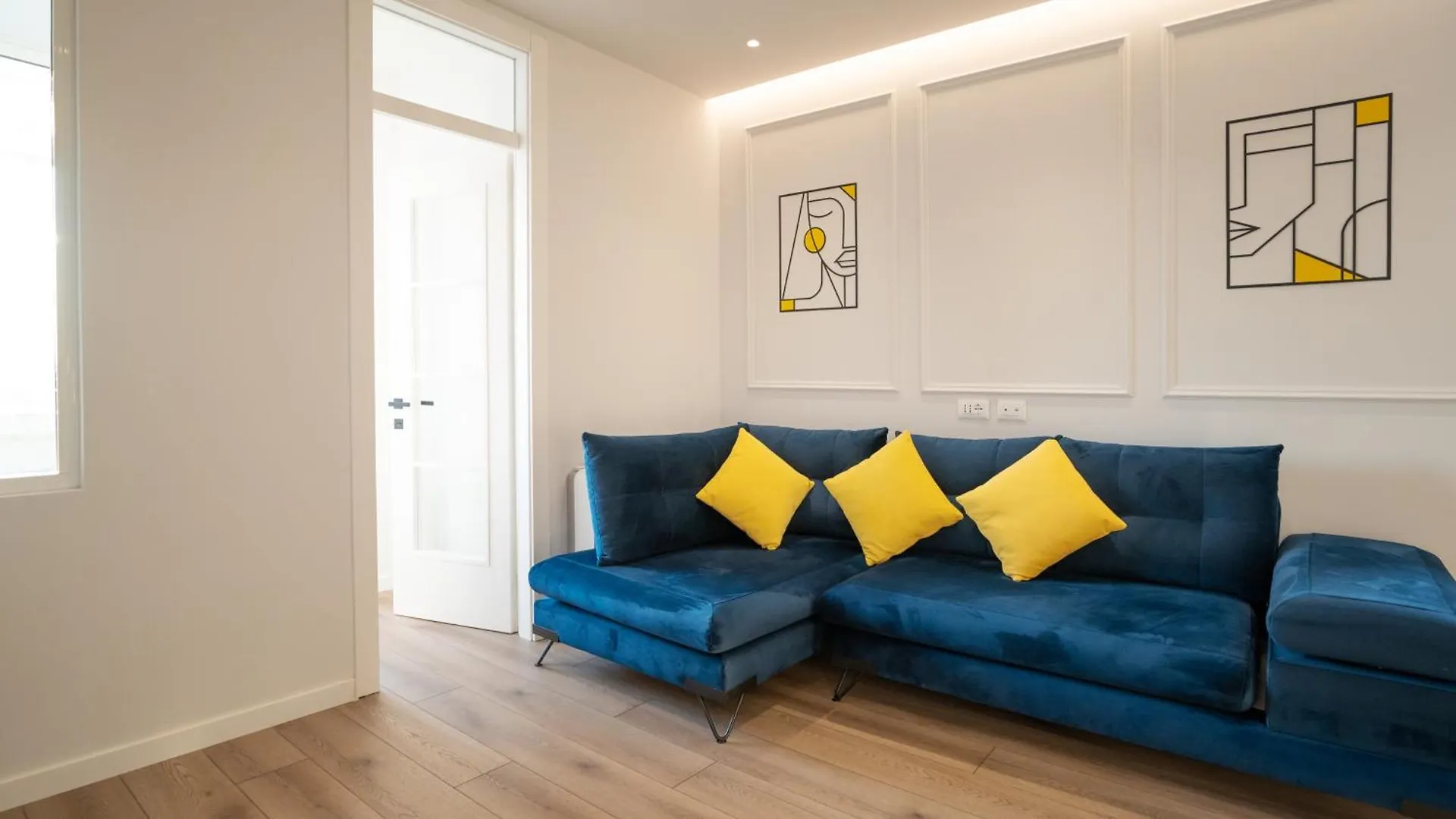 Chic Tirana City Apartment